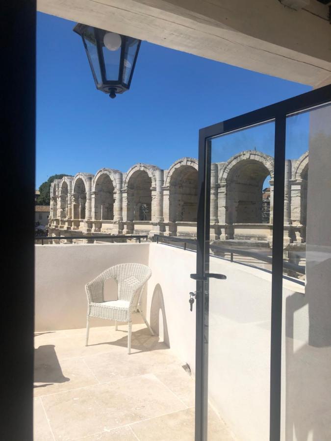 Appartement Entre les Arènes et la Major à Arles Extérieur photo