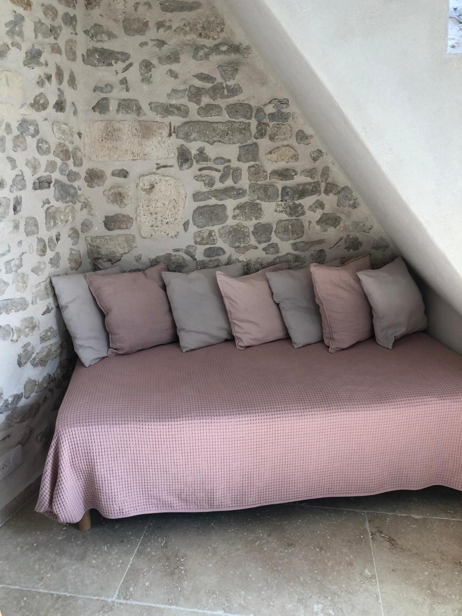 Appartement Entre les Arènes et la Major à Arles Extérieur photo